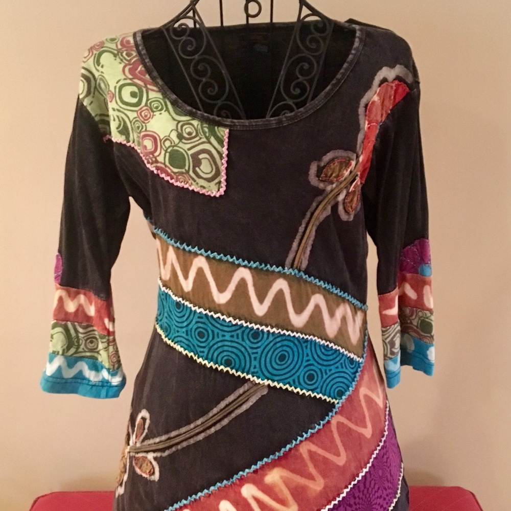 Retro Multi Faceted Top